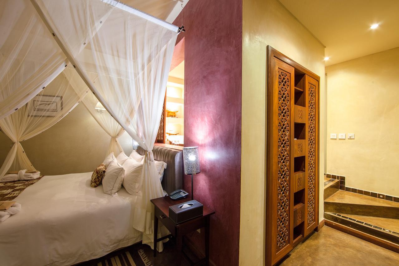 The Royal Senchi Hotel And Resort Akosombo ภายนอก รูปภาพ