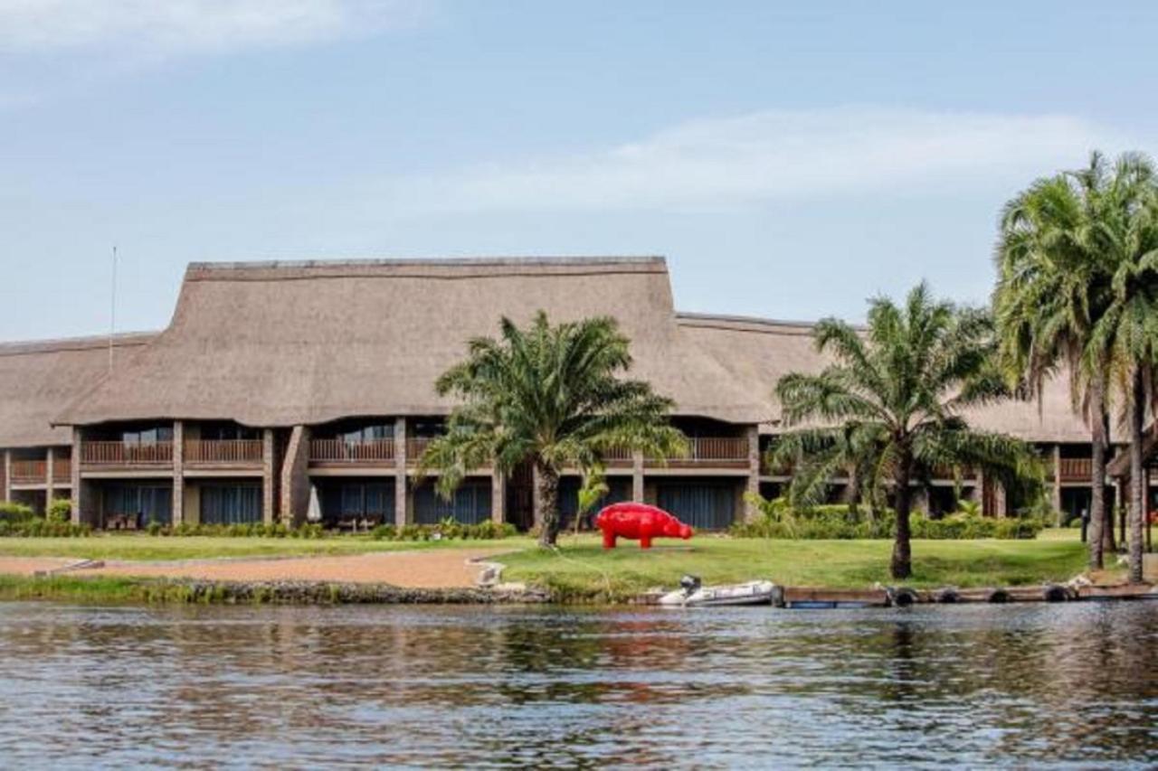 The Royal Senchi Hotel And Resort Akosombo ภายนอก รูปภาพ